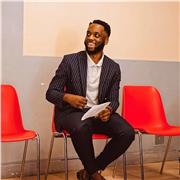 Je suis Coach en développement personnel et je donne des cours en leadership